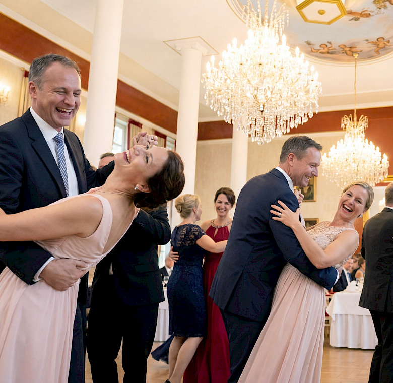 Café Genuss, Events, Catering, Eigener Kaffee, Ammerland-Klinik, Wandelhalle Bad Zwischenahn Café Genuss, Events, Catering, Eigener Kaffee, Ammerland-Klinik, Wandelhalle Bad Zwischenahn